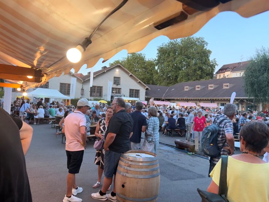 Viele Besucher/innen haben den Weg in die Stadtkaserne gefunden